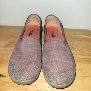 Skechers slip ons